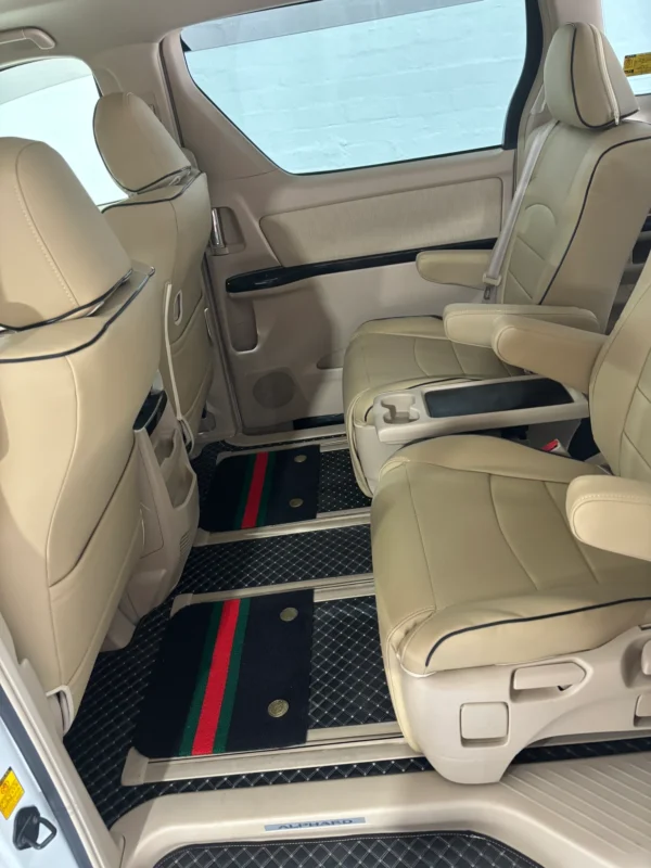 TOYOTA ALPHARD 7 SEATER 2016-ONWARDS - Image 4